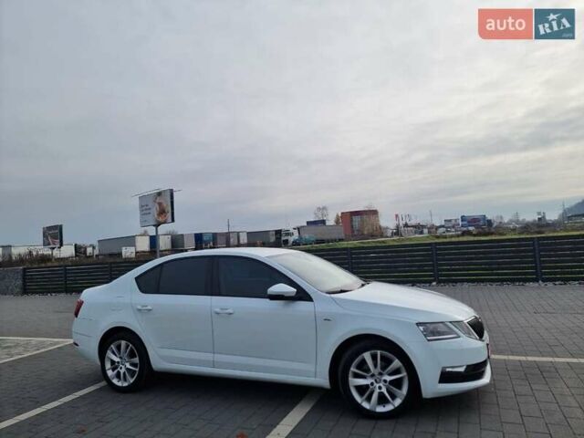Белый Шкода Октавия, объемом двигателя 1.6 л и пробегом 227 тыс. км за 13300 $, фото 4 на Automoto.ua