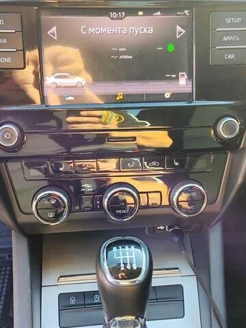 Белый Шкода Октавия, объемом двигателя 1.4 л и пробегом 199 тыс. км за 15600 $, фото 9 на Automoto.ua