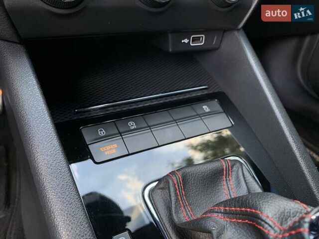 Белый Шкода Октавия, объемом двигателя 1.98 л и пробегом 152 тыс. км за 18500 $, фото 34 на Automoto.ua
