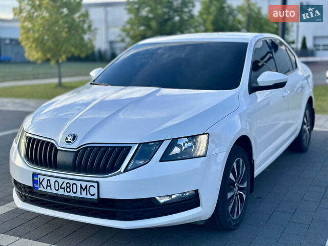 Білий Шкода Октавія, об'ємом двигуна 1.4 л та пробігом 176 тис. км за 13900 $, фото 23 на Automoto.ua