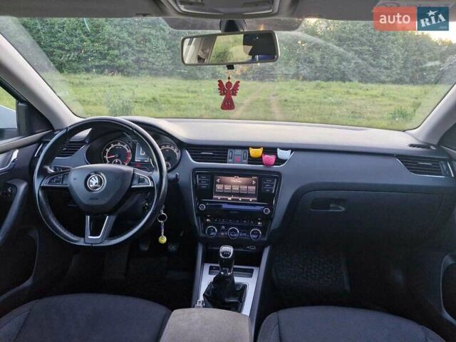 Білий Шкода Октавія, об'ємом двигуна 1.4 л та пробігом 190 тис. км за 13950 $, фото 19 на Automoto.ua