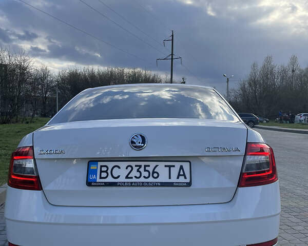 Шкода Октавия 2018 в Львове на Automoto.ua Белый Шкода Октавия, объемом двигателя 1.6 л и пробегом 335 тыс. км за 12200 $, фото 9 на Automoto.ua