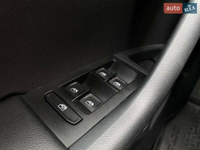 Шкода Октавия 2018 в Одессе на Automoto.ua Белый Шкода Октавия, объемом двигателя 1.6 л и пробегом 12 тыс. км за 15922 $, фото 13 на Automoto.ua