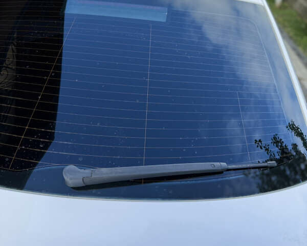 Білий Шкода Октавія, об'ємом двигуна 2 л та пробігом 302 тис. км за 15700 $, фото 6 на Automoto.ua