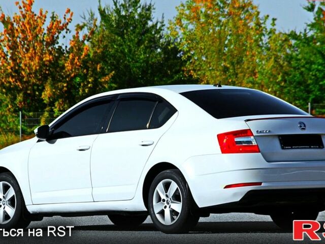 Белый Шкода Октавия, объемом двигателя 1.6 л и пробегом 127 тыс. км за 12700 $, фото 1 на Automoto.ua