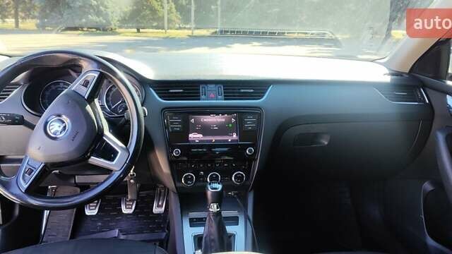 Белый Шкода Октавия, объемом двигателя 1.4 л и пробегом 199 тыс. км за 15600 $, фото 18 на Automoto.ua