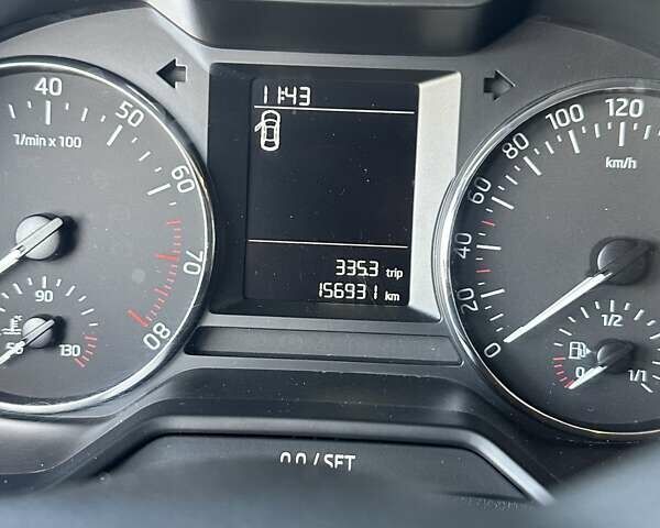 Білий Шкода Октавія, об'ємом двигуна 1.4 л та пробігом 160 тис. км за 13000 $, фото 2 на Automoto.ua