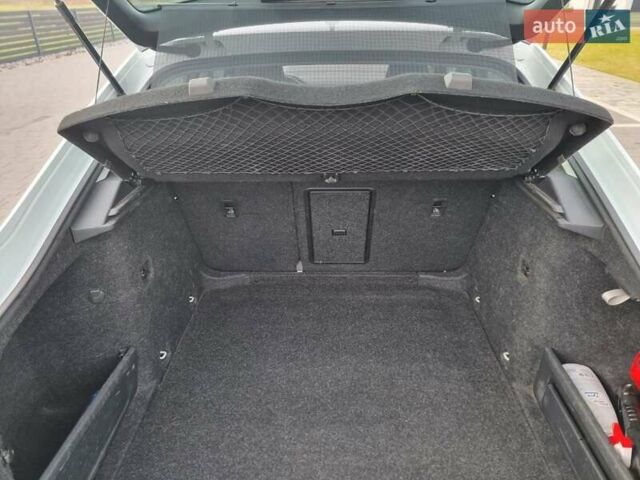 Белый Шкода Октавия, объемом двигателя 1.6 л и пробегом 227 тыс. км за 13300 $, фото 12 на Automoto.ua