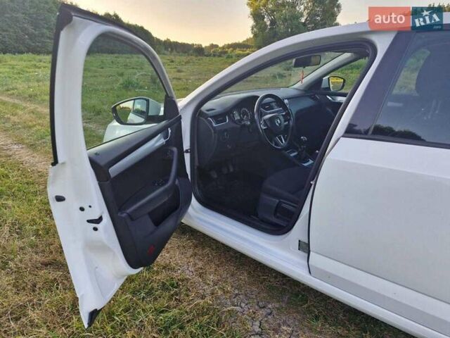 Білий Шкода Октавія, об'ємом двигуна 1.4 л та пробігом 190 тис. км за 13950 $, фото 14 на Automoto.ua