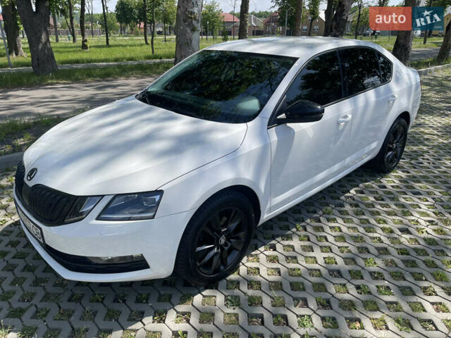 Білий Шкода Октавія, об'ємом двигуна 2 л та пробігом 245 тис. км за 16600 $, фото 8 на Automoto.ua