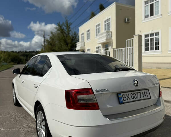 Шкода Октавия 2018 в Киеве на Automoto.ua Белый Шкода Октавия, объемом двигателя 1.6 л и пробегом 159 тыс. км за 12999 $, фото 3 на Automoto.ua