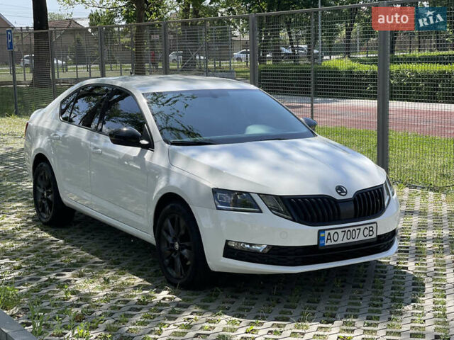 Білий Шкода Октавія, об'ємом двигуна 2 л та пробігом 245 тис. км за 16600 $, фото 7 на Automoto.ua
