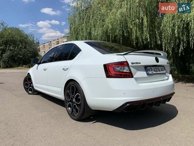 Белый Шкода Октавия, объемом двигателя 1.98 л и пробегом 152 тыс. км за 18500 $, фото 14 на Automoto.ua