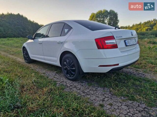 Білий Шкода Октавія, об'ємом двигуна 1.4 л та пробігом 190 тис. км за 13950 $, фото 10 на Automoto.ua