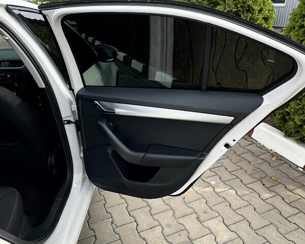 Білий Шкода Октавія, об'ємом двигуна 1.4 л та пробігом 116 тис. км за 15500 $, фото 20 на Automoto.ua