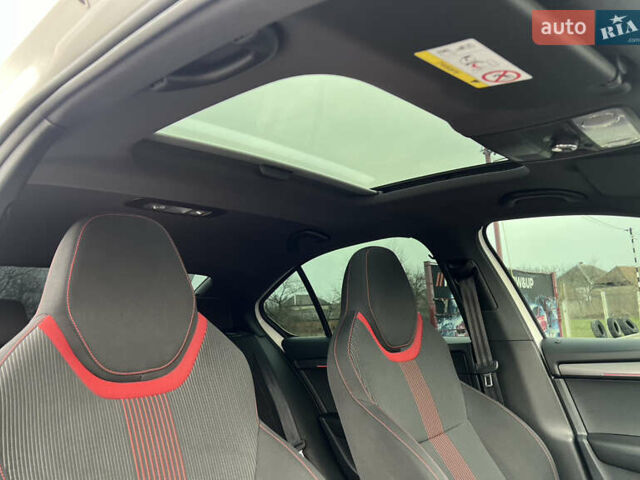 Шкода Октавия 2019 в Береговом на Automoto.ua Белый Шкода Октавия, объемом двигателя 1.6 л и пробегом 230 тыс. км за 15900 $, фото 13 на Automoto.ua