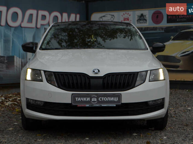 Білий Шкода Октавія, об'ємом двигуна 1.4 л та пробігом 155 тис. км за 14950 $, фото 1 на Automoto.ua