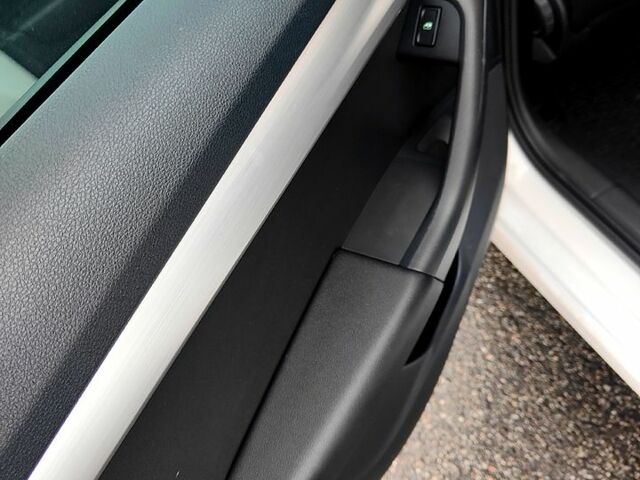 Белый Шкода Октавия, объемом двигателя 1.6 л и пробегом 209 тыс. км за 13800 $, фото 11 на Automoto.ua