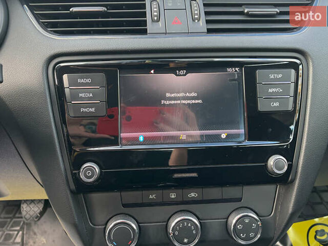 Білий Шкода Октавія, об'ємом двигуна 1.6 л та пробігом 140 тис. км за 14900 $, фото 12 на Automoto.ua