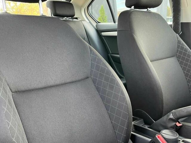 Белый Шкода Октавия, объемом двигателя 1.6 л и пробегом 140 тыс. км за 14900 $, фото 22 на Automoto.ua