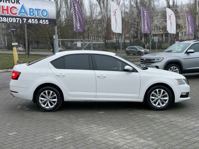 Белый Шкода Октавия, объемом двигателя 1.4 л и пробегом 209 тыс. км за 12999 $, фото 7 на Automoto.ua