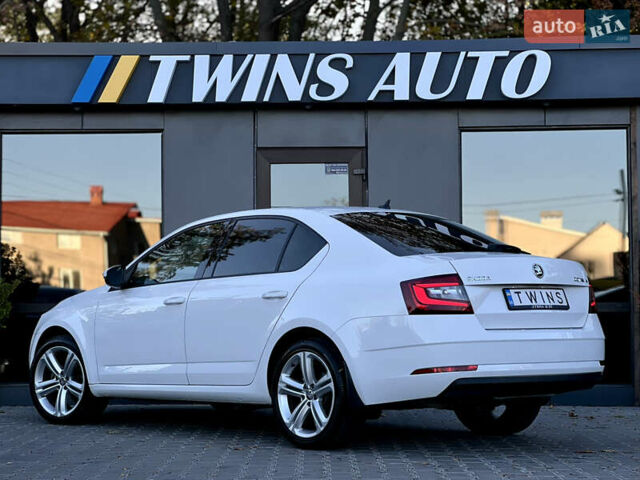 Белый Шкода Октавия, объемом двигателя 1.4 л и пробегом 127 тыс. км за 15900 $, фото 23 на Automoto.ua