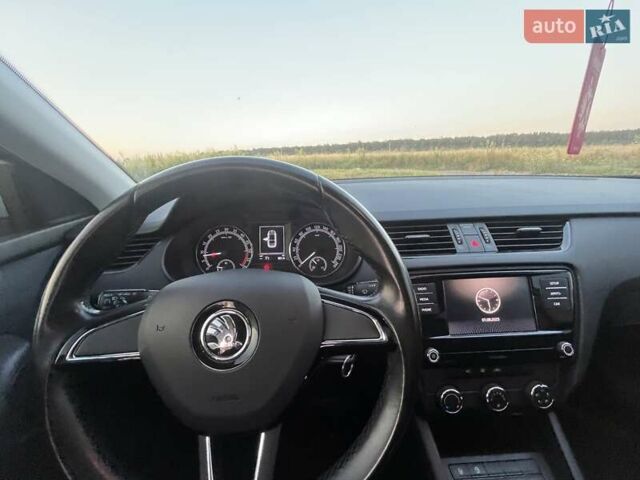Білий Шкода Октавія, об'ємом двигуна 1.6 л та пробігом 164 тис. км за 13699 $, фото 24 на Automoto.ua