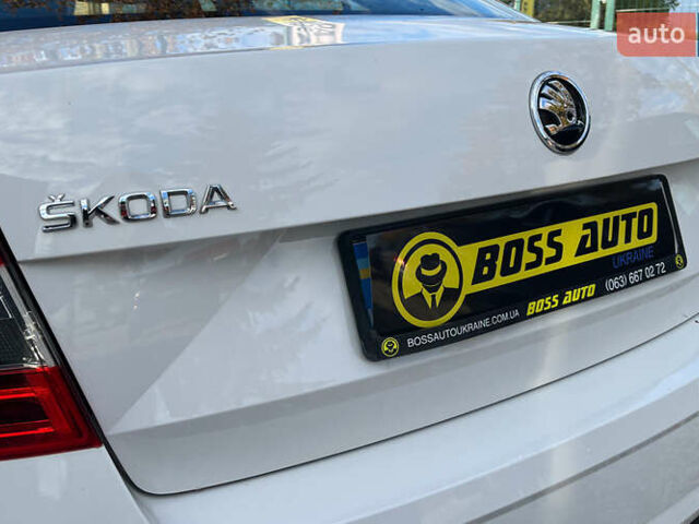 Білий Шкода Октавія, об'ємом двигуна 1.6 л та пробігом 140 тис. км за 14900 $, фото 25 на Automoto.ua