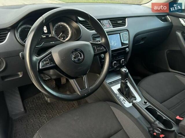 Білий Шкода Октавія, об'ємом двигуна 1.4 л та пробігом 133 тис. км за 15999 $, фото 9 на Automoto.ua
