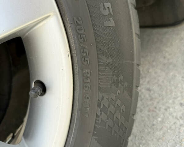 Белый Шкода Октавия, объемом двигателя 1.6 л и пробегом 144 тыс. км за 14500 $, фото 7 на Automoto.ua