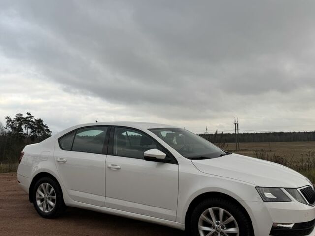 Білий Шкода Октавія, об'ємом двигуна 1.4 л та пробігом 94 тис. км за 15900 $, фото 9 на Automoto.ua