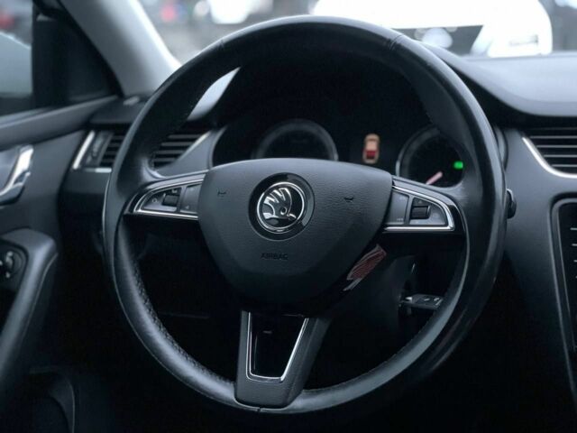 Белый Шкода Октавия, объемом двигателя 1.4 л и пробегом 209 тыс. км за 12999 $, фото 14 на Automoto.ua