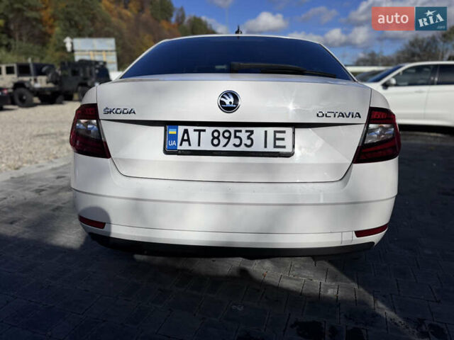 Шкода Октавия 2019 в Ивано-Франковске на Automoto.ua Белый Шкода Октавия, объемом двигателя 1.97 л и пробегом 75 тыс. км за 16750 $, фото 5 на Automoto.ua