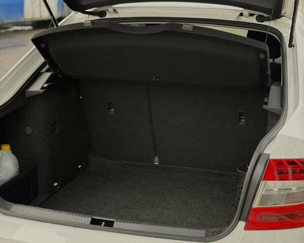 Белый Шкода Октавия, объемом двигателя 1.4 л и пробегом 121 тыс. км за 15900 $, фото 9 на Automoto.ua