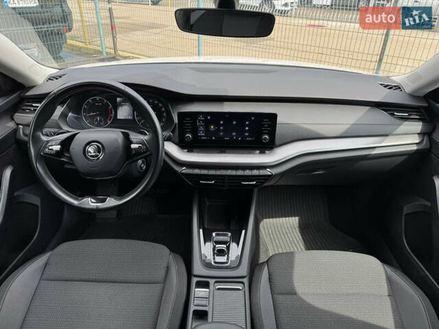 Шкода Октавия 2020 в Киеве на Automoto.ua Белый Шкода Октавия, объемом двигателя 1.4 л и пробегом 126 тыс. км за 18990 $, фото 32 на Automoto.ua