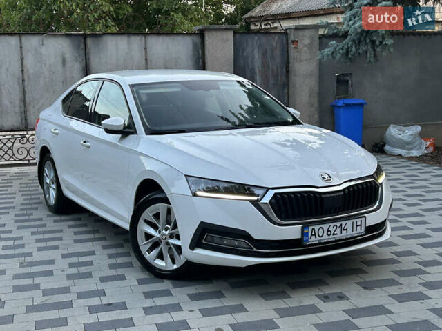 Шкода Октавия 2020 в Мукачеве на Automoto.ua Белый Шкода Октавия, объемом двигателя 1.4 л и пробегом 174 тыс. км за 18299 $, фото 1 на Automoto.ua