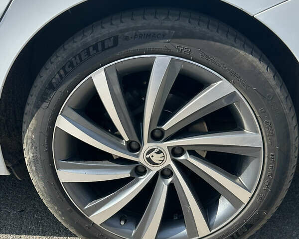 Шкода Октавия 2020 в Харькове на Automoto.ua Белый Шкода Октавия, объемом двигателя 1.97 л и пробегом 145 тыс. км за 27500 $, фото 13 на Automoto.ua