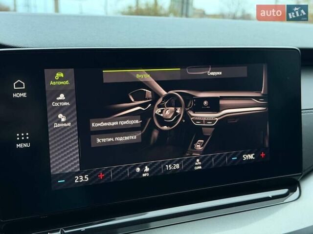 Білий Шкода Октавія, об'ємом двигуна 2 л та пробігом 258 тис. км за 22000 $, фото 59 на Automoto.ua