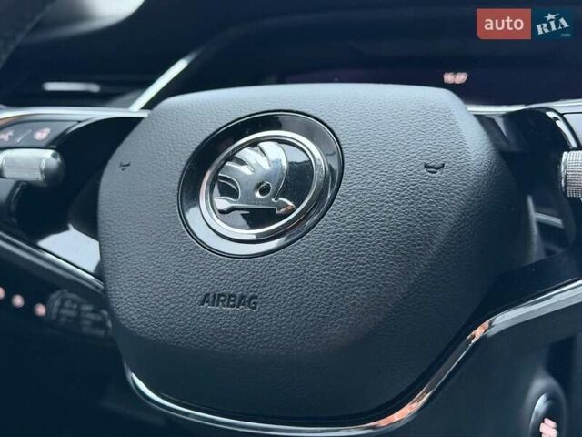 Білий Шкода Октавія, об'ємом двигуна 2 л та пробігом 258 тис. км за 22000 $, фото 52 на Automoto.ua