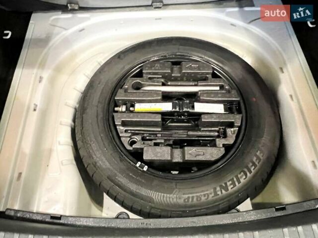 Белый Шкода Октавия, объемом двигателя 1.4 л и пробегом 108 тыс. км за 20000 $, фото 57 на Automoto.ua