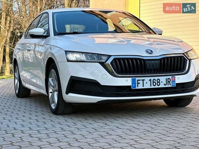 Белый Шкода Октавия, объемом двигателя 1.97 л и пробегом 207 тыс. км за 16800 $, фото 8 на Automoto.ua