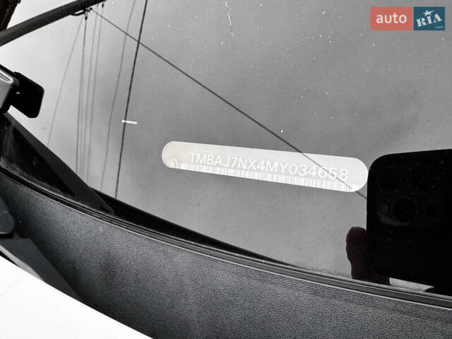 Белый Шкода Октавия, объемом двигателя 2 л и пробегом 262 тыс. км за 22250 $, фото 23 на Automoto.ua