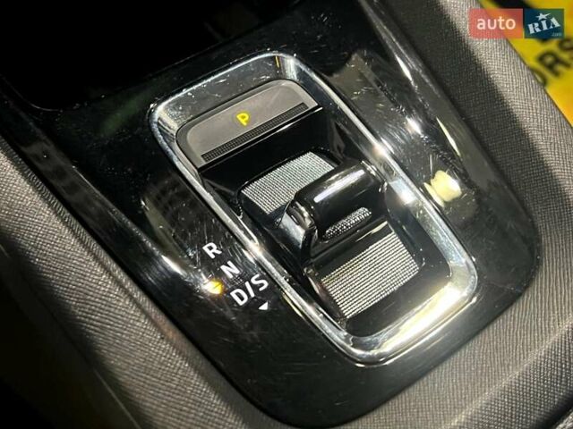 Белый Шкода Октавия, объемом двигателя 1.4 л и пробегом 108 тыс. км за 20000 $, фото 40 на Automoto.ua