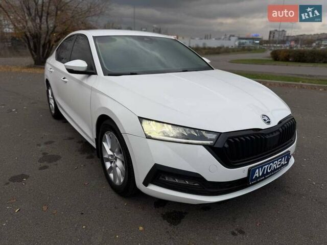 Білий Шкода Октавія, об'ємом двигуна 2 л та пробігом 258 тис. км за 22000 $, фото 14 на Automoto.ua