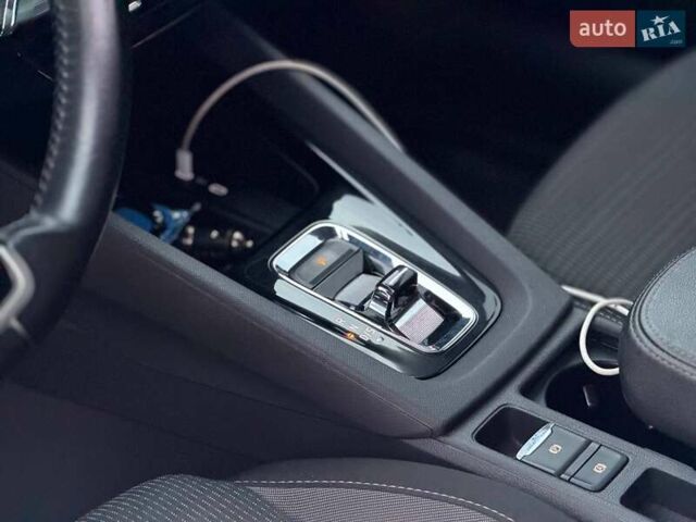 Білий Шкода Октавія, об'ємом двигуна 2 л та пробігом 258 тис. км за 22000 $, фото 42 на Automoto.ua