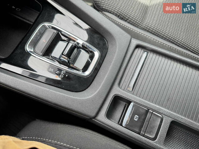 Шкода Октавия 2020 в Киеве на Automoto.ua Белый Шкода Октавия, объемом двигателя 1.4 л и пробегом 126 тыс. км за 18990 $, фото 27 на Automoto.ua