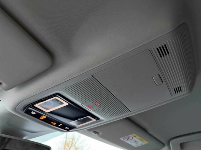 Белый Шкода Октавия, объемом двигателя 2 л и пробегом 258 тыс. км за 22000 $, фото 20 на Automoto.ua