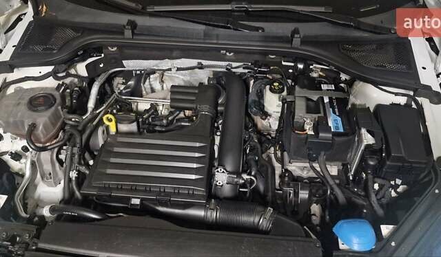 Белый Шкода Октавия, объемом двигателя 1.4 л и пробегом 214 тыс. км за 17500 $, фото 17 на Automoto.ua