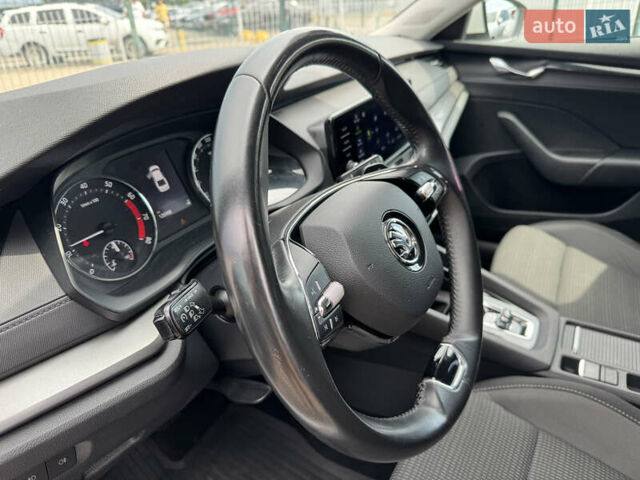 Шкода Октавия 2020 в Киеве на Automoto.ua Белый Шкода Октавия, объемом двигателя 1.4 л и пробегом 126 тыс. км за 18990 $, фото 15 на Automoto.ua