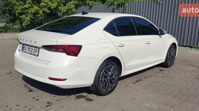 Белый Шкода Октавия, объемом двигателя 1.5 л и пробегом 17 тыс. км за 20000 $, фото 13 на Automoto.ua
